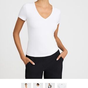 Express body contour V-Neck Short Sleeve Top